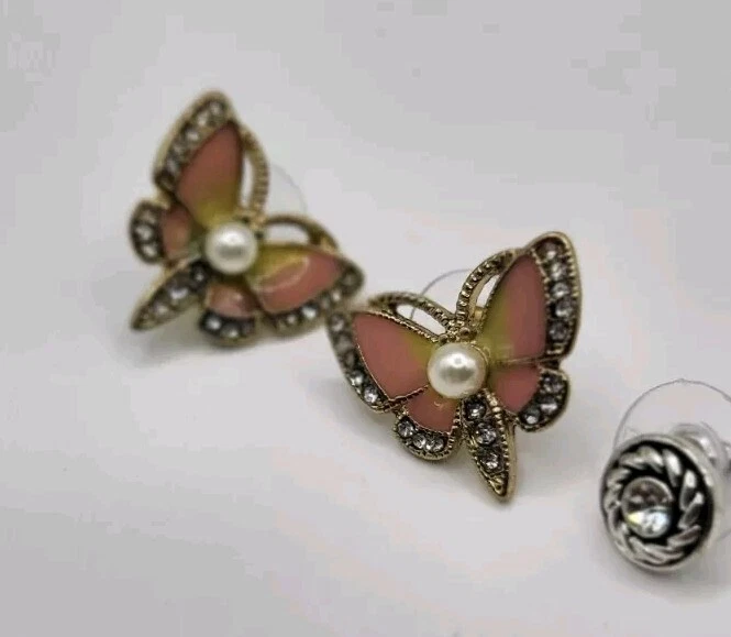Lote de 2 aretes Betsey Johnson Buzz Off mariposa y cristal tono plata Foto 3 de 4