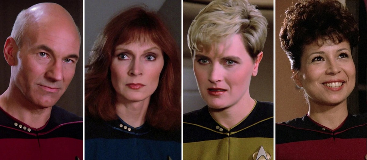 Set Di 5 Spille Gradi PIPS Star Trek The Next Generation In Metallo Dorato