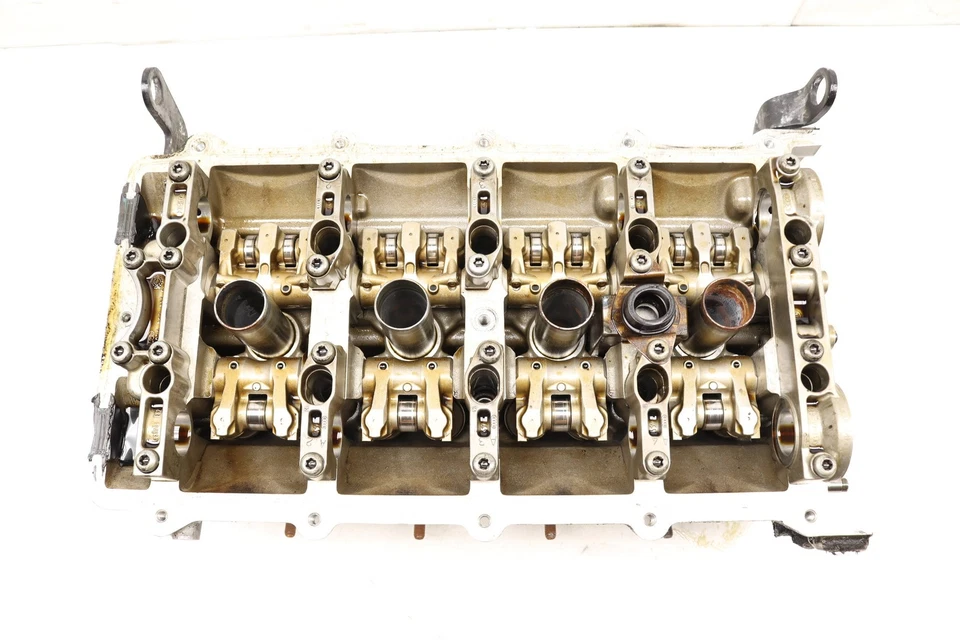 AUDI S4 2004-2005 4,2 L - CULATA MOTOR 4,2 L IZQUIERDA 079103063N Foto 3 de 4