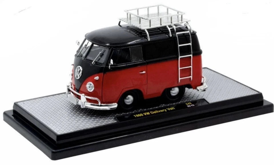 M2 MACHINES 1960 VW DELIVERY VAN 1:24 SCALE - Image 2 of 3