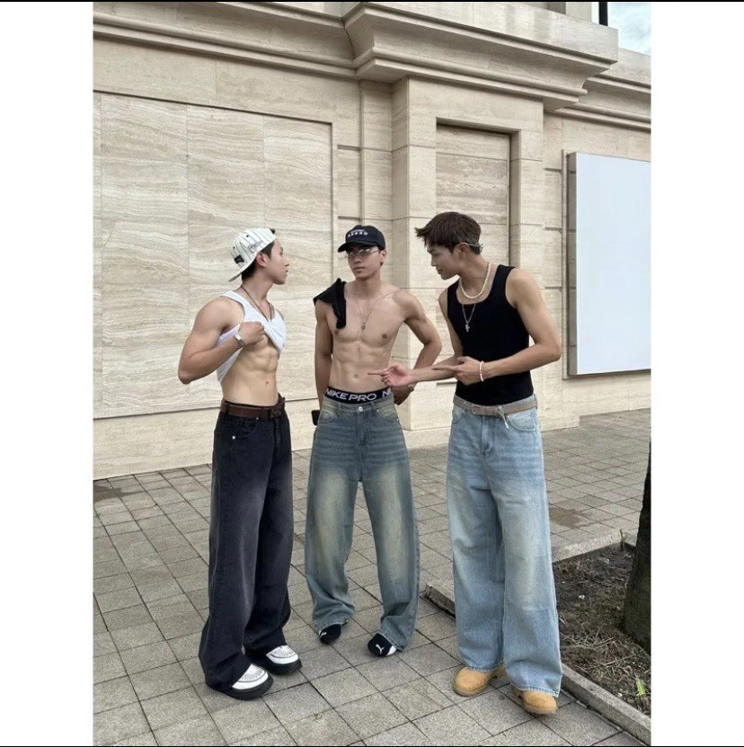 Grind wash BAGGY jeans - Whose wash jeans - Image 4 of 4