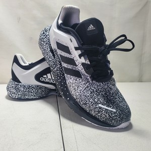 adidas fv6140
