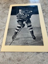 1934-44 Group One  Bee Hive Lorne Carr  New York Americans  NICE
