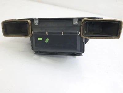 Zuheizer Mercedes 190 W201 0008300662 1.8 80 KW 109 PS Benzin 06-1993 - Bild 1 von 4