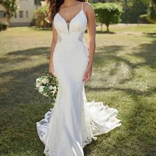 Wedding Dresses Lace Appliques Spaghetti Straps White Long Elegant Bridal Gowns