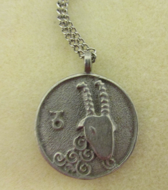 VINTAGE CAPRICORN PENDANT NECKLACE PEWTER
