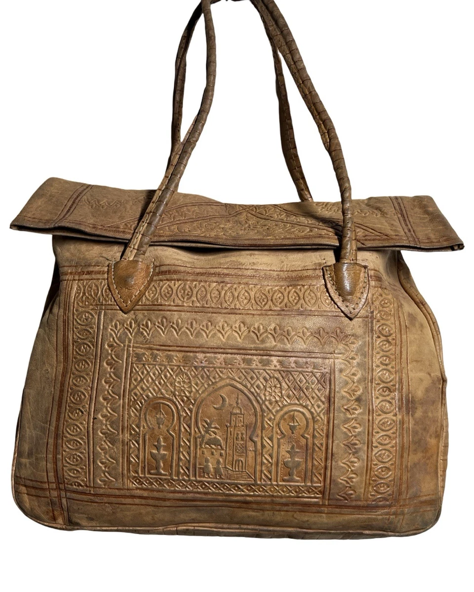 25+ Leather 1970s Vintage Bags, Handbags & Cases for sale