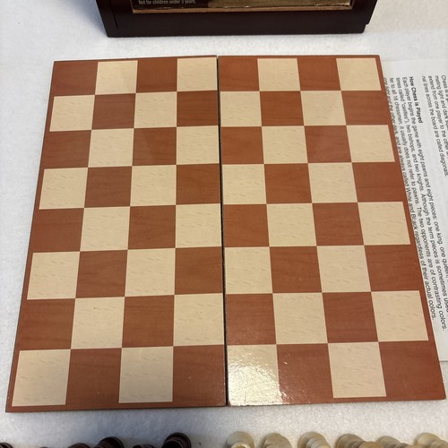 Bookcase Games Chess & Checkers Stauton Style Wood Pieces Cardinal - Picture 3 of 18