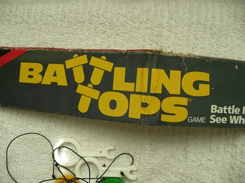 1968 Ideal BATTLING TOPS Game Original Parts Pullers, Tops, Spinners - Picture 4 of 6