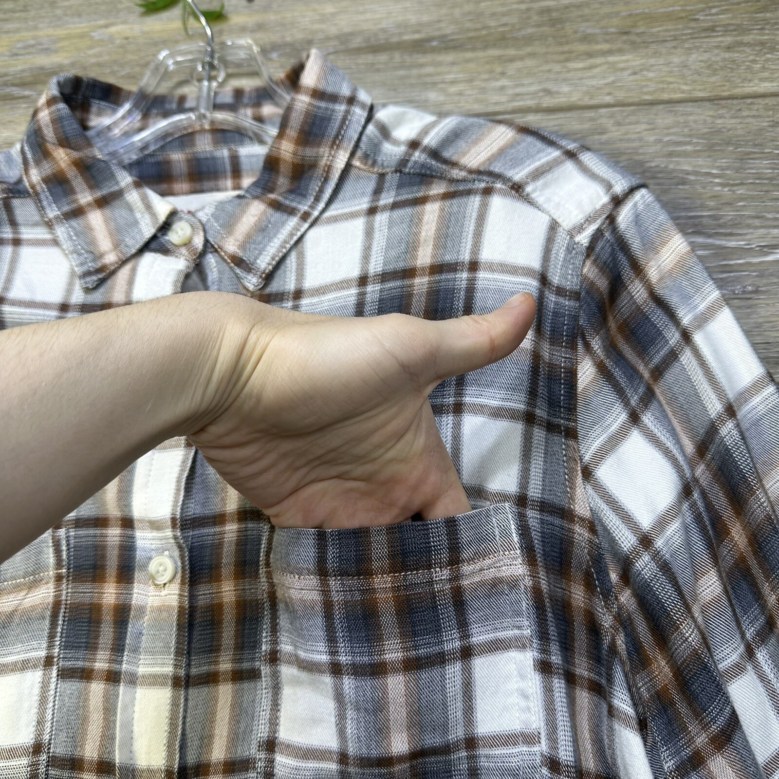 Flannel Button Down Size Medium Boyfriend Fit Sof… - image 5