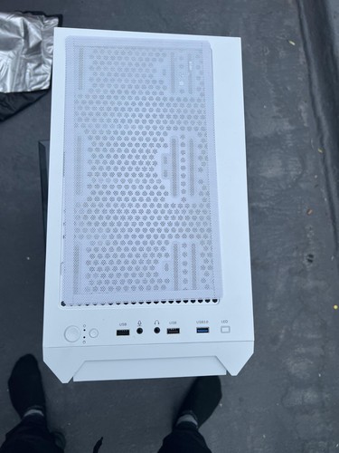 BRAND NEW! GAMING PC- AMD Radeon 7900XTX 24GB, Ryzen 7800X3D, 32GB DDR5, 1TB SSD - Picture 17 of 19
