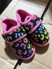 Girls Slippers Pink leopard Soft Soft multi-color slip-on Small 5-6