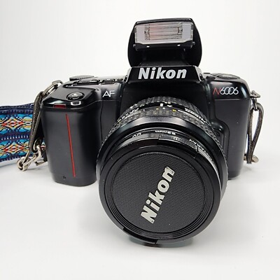 Nikon N6006 35mm Film Camera AF Nikkor 35-80mm 1:4-5.6 Lens Strap