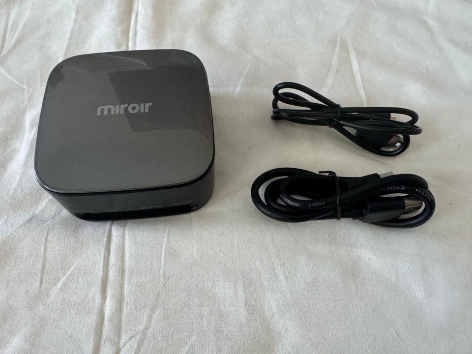 Miroir M29 Portable Projector | 50 Picture LED Movie Projector - Image 3 of 4