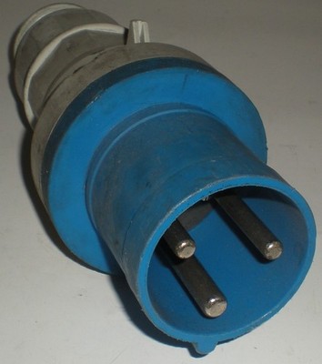 CONNECTOR BALS 309 PLUG 63 AMP 6H 2P-3W 230V 200-250VAC 31732 OPEN BOX USED