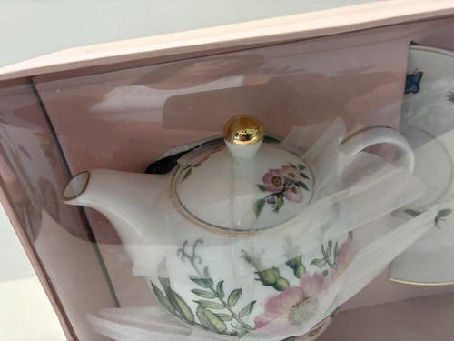 Grace Teaware Hollyhock Pink White Tea for One Set Grace's Cup Saucer Nib - Picture 4 of 15