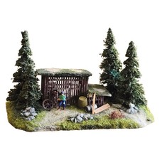 Modellbau Diorama – Holzschuppen / Bauernhof Szene im Wald – Modelleisenbahn H0