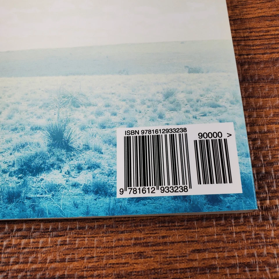 The Metamorphosis Franz Kafka 9781612933238 SoHo Books English - Image 3 of 4