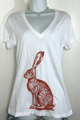 Deep Desert Lucky Rabbit Top Womens Size L White Red V-Neck Bunny T-Shirt NEW
