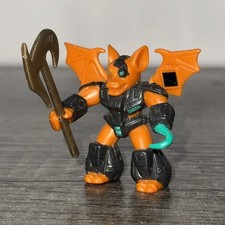 Takara Hasbro Battle Beasts Blitzkrieg Bat #12 Figure Weapon Water Rub