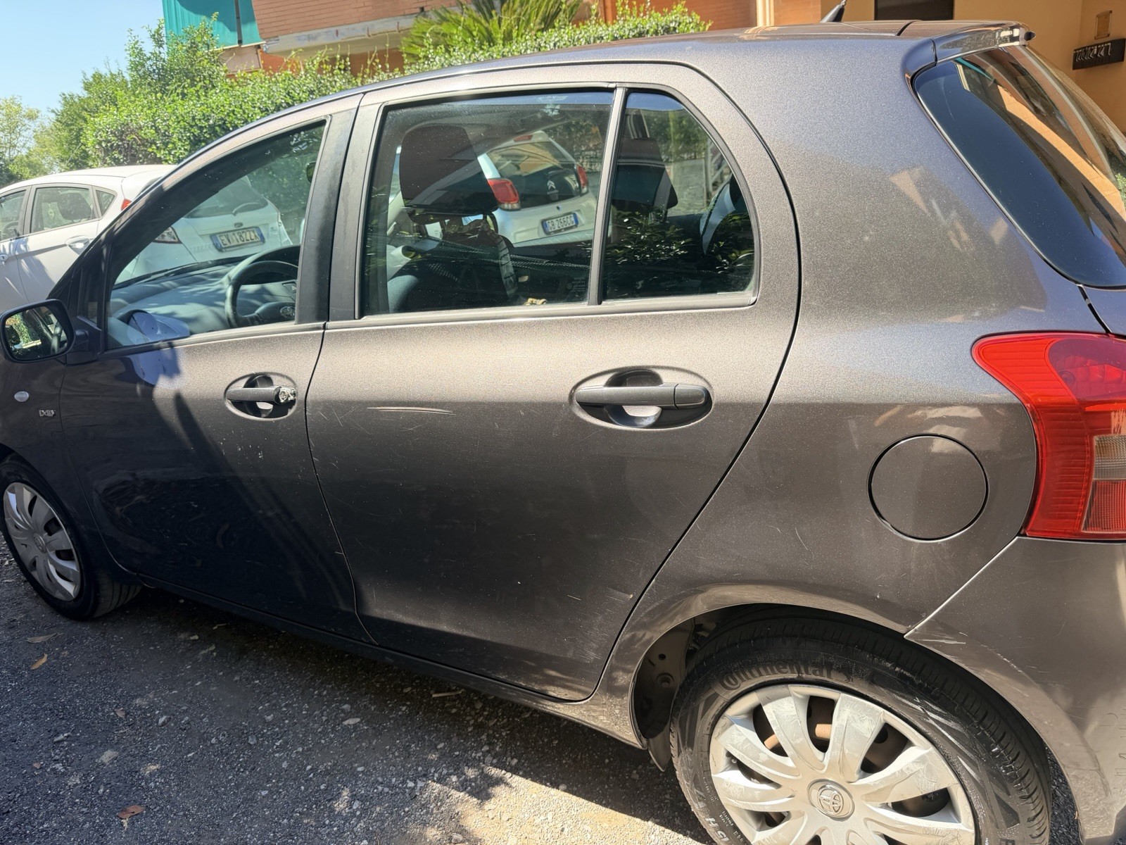 Toyota Yaris 1.4 Diesel 2007 foto 2