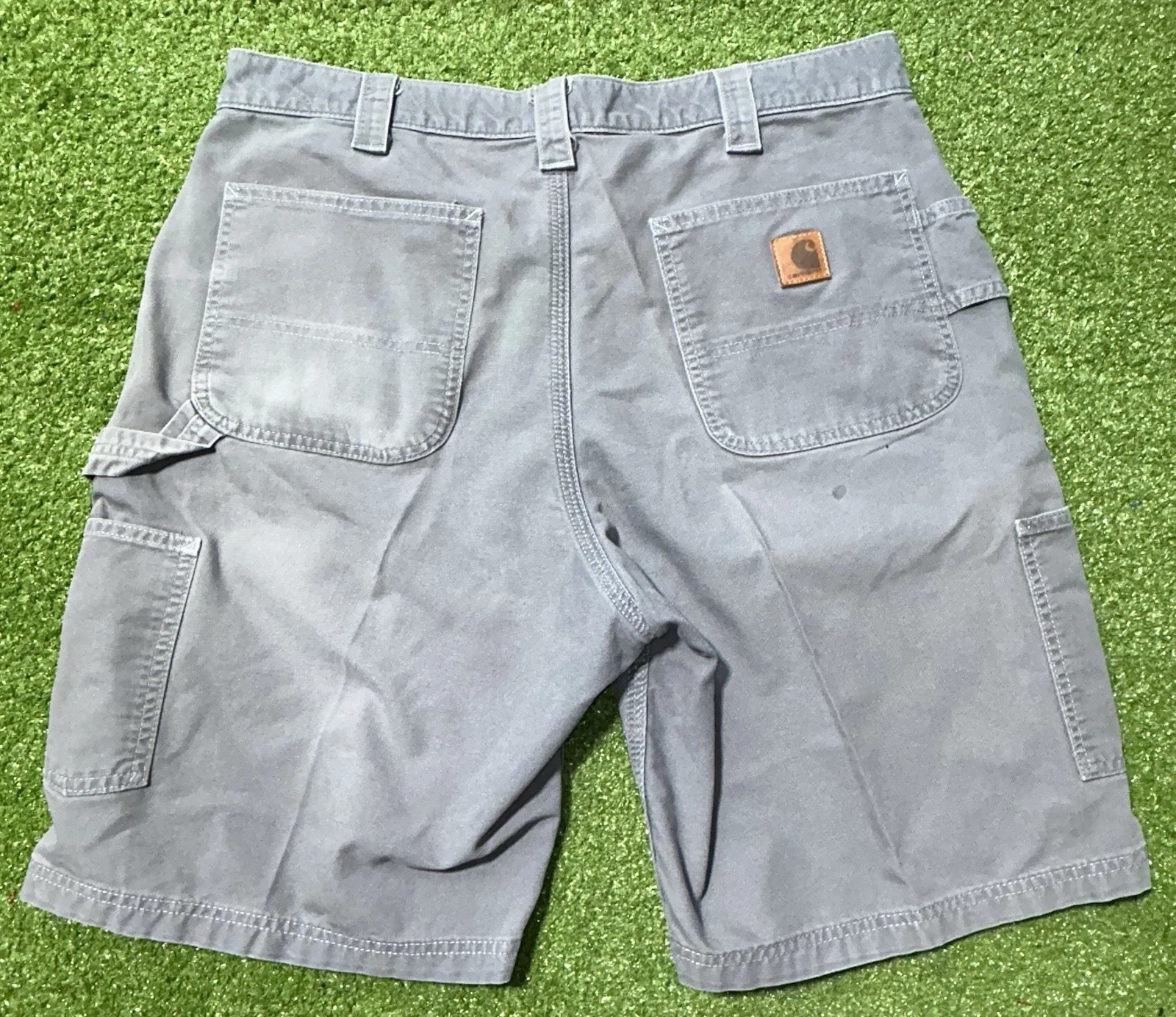 Carhartt Loose Fit Canvas Utility Carpenter Work Shorts Mens 36 Fatigue Green
Opens in a new window
