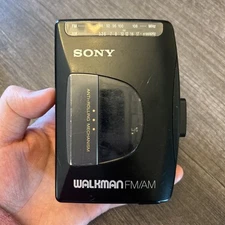 Sony Walkman FM/AM Radio Cassette Player Tested Working WM-FX10 Read Description