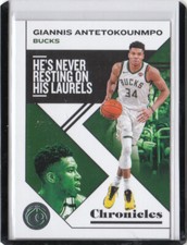 19-20 2019-20 Panini Chronicles Base #39 Giannis Antetokounmpo - Milwaukee Bucks