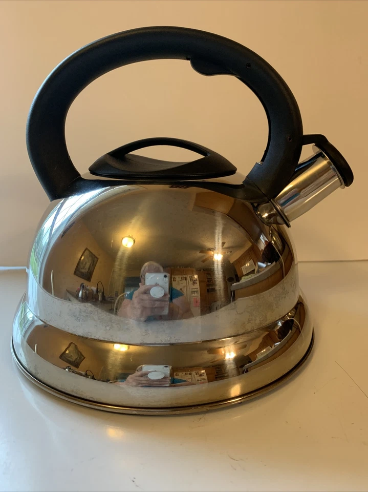 Tetera HULLR Whistling acero inoxidable pulido diseño clásico 1,5 cuartos Foto 4 de 4