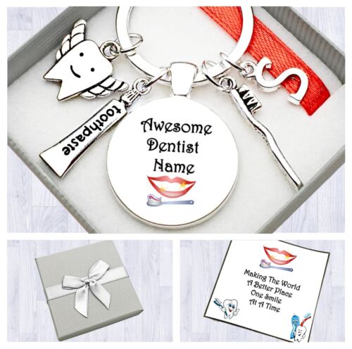 DENTIST GIFT.  PERSONALISED. AWESOME DENTIST. KEYRING. GRADUATION. LEAVING GIFT - Picture 1 of 2