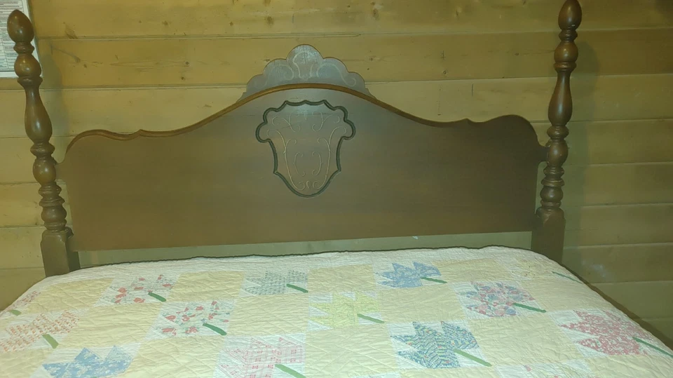 Antiguo juego de dormitorio de 4 piezas con póster cama, tocador, tocador espejo banco, c1910 Foto 2 de 4