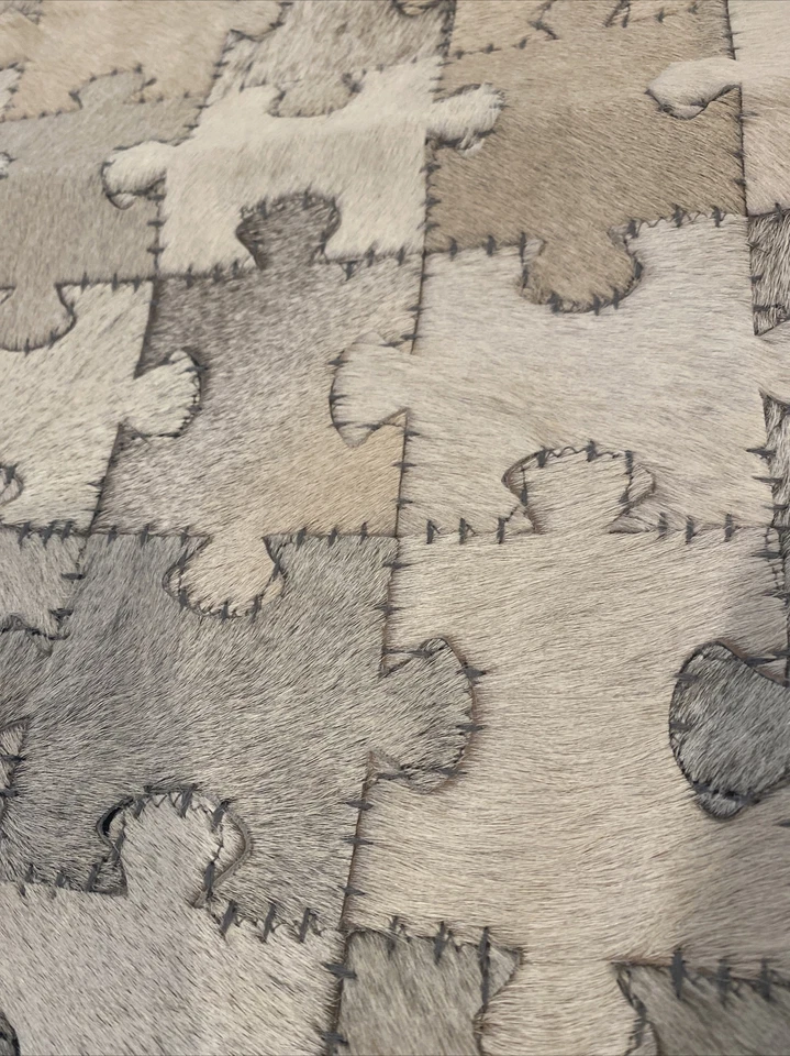 SAFAVIEH Accents 牛皮 18x18 抛枕套 多/灰色 全新无标签! — 第 2/4 张图片