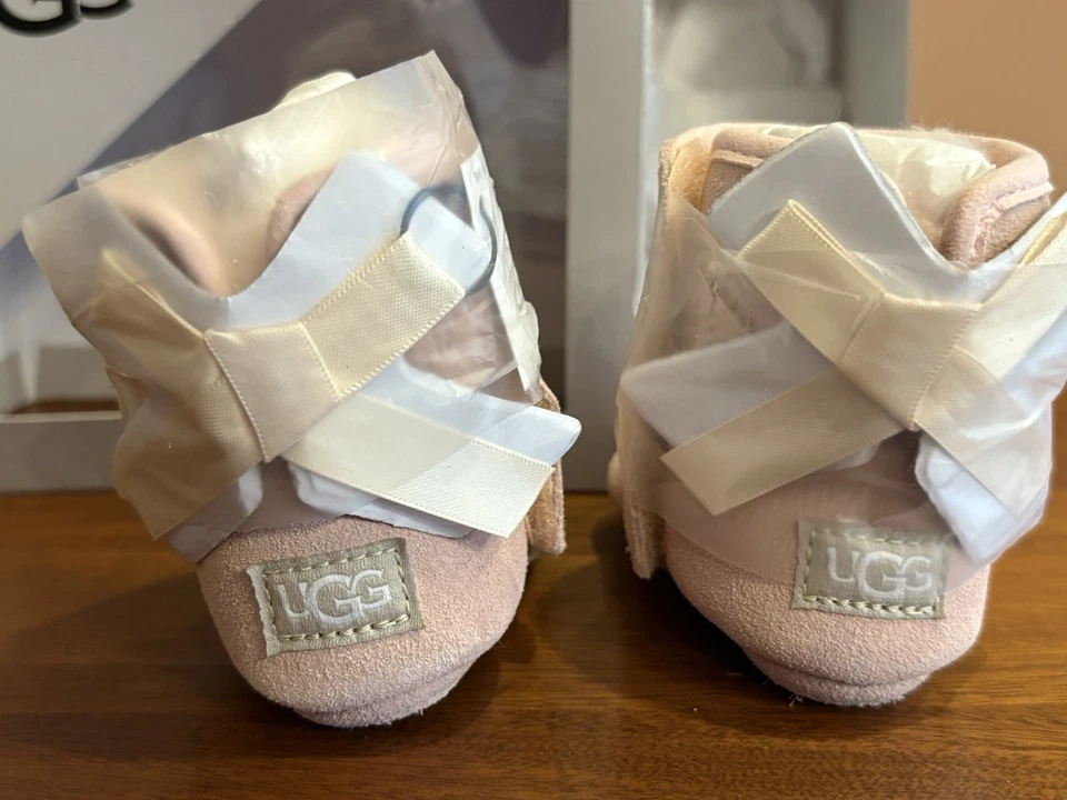 NIB - UGG Jesse Bow Baby Pink Infants Boots Size 0/1 (0-6 months) - Image 2 of 4