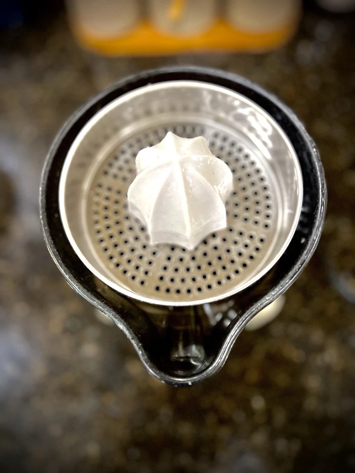 Vintage 1970's Proctor Silex Juicit Juicer Tested and Working Well. - Image 3 of 4