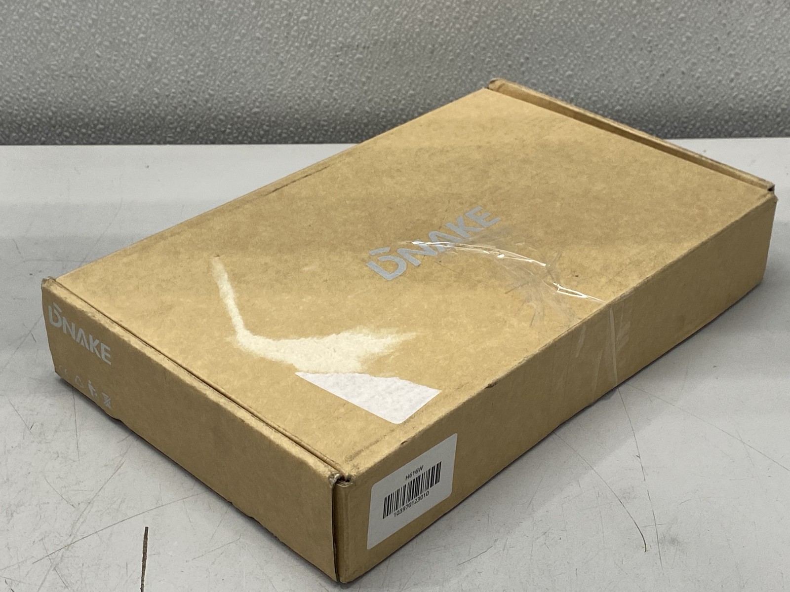 Dnake Wired Smart Wi-Fi Indoor 8" Touch Screen Security Monitor H616W