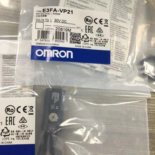 1PC Omron E3FA-VP21 Photoelectric switch sensor E3FAVP21 New