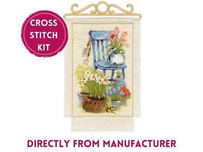 RIOLIS Counted Cross Stitch Kit With Wooden Hanger 1656 Cottage Garden. Flowers