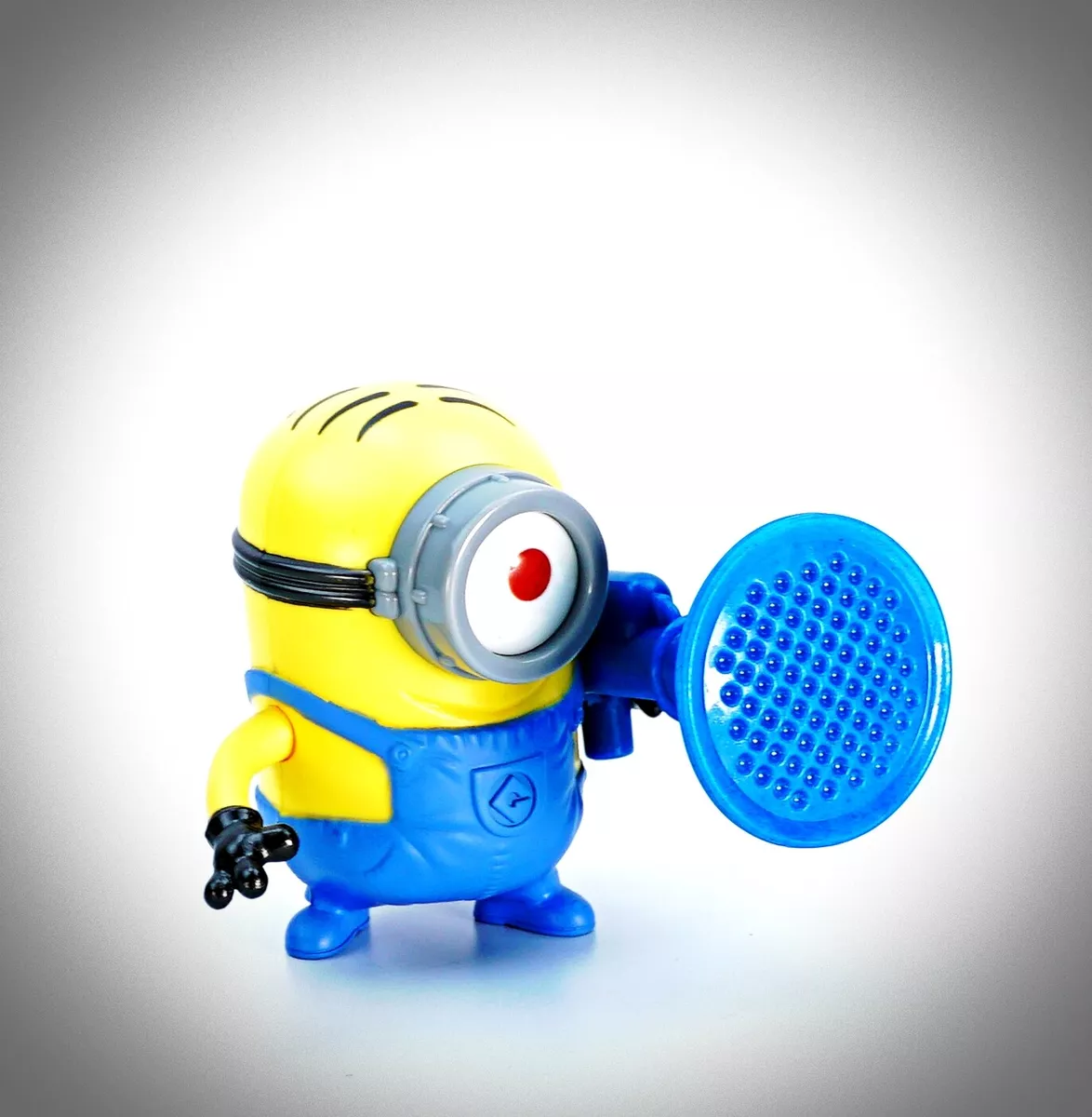 Despicable Me 2 Minion Stuart Blaster Toy Mcdonalds Happy Meal Toy 8  Collectible | eBay