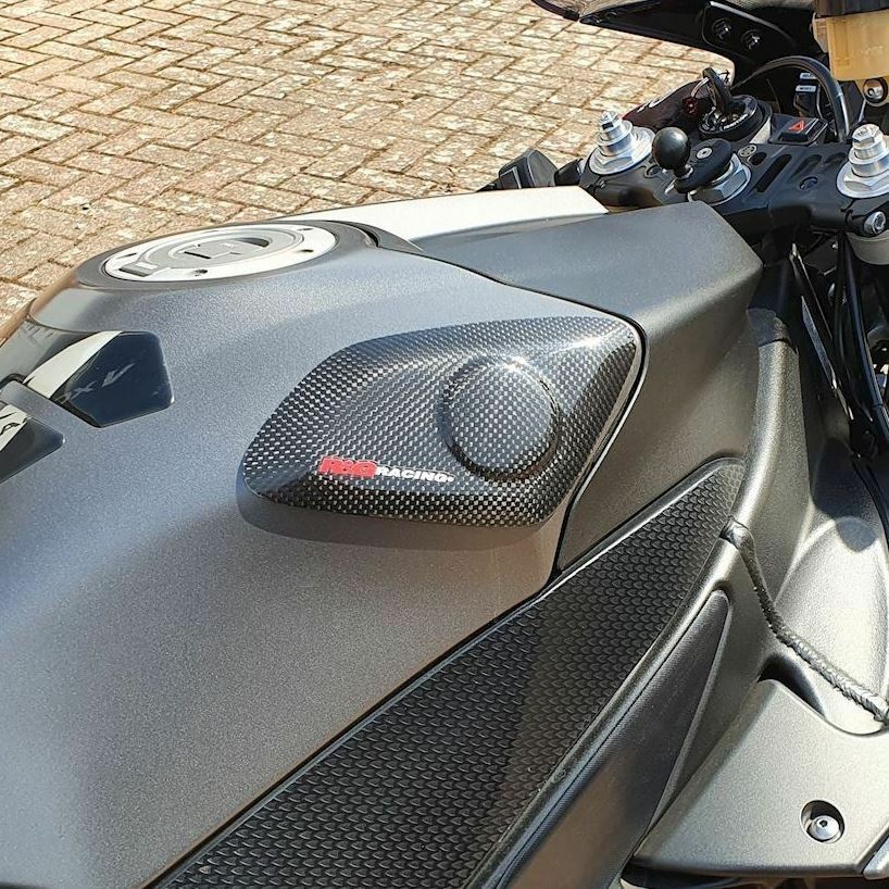 R&G Carbon Fibre Tank Sliders (Gloss finish) Yamaha YZF-R1 2009 - 2014