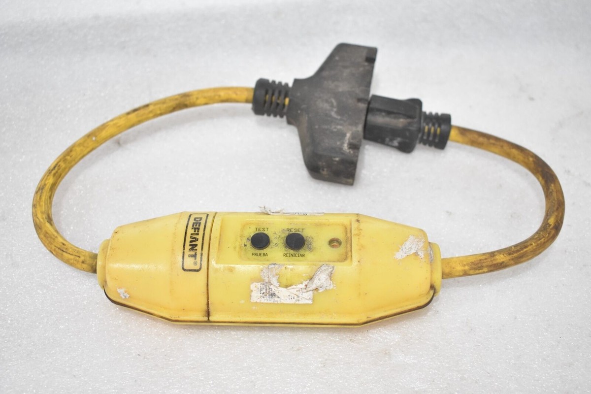 DEFIANT 30338213 GFCI EXTENSION CORD 15A 125V 60HZ, CONSTRUCTION