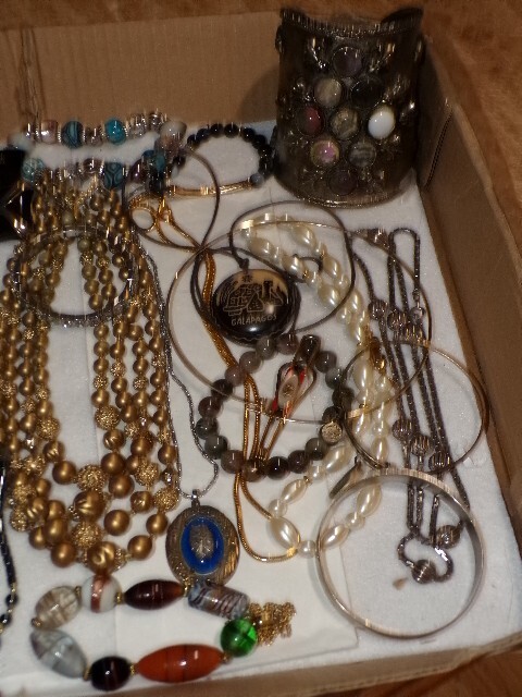 Picture 4 of 5