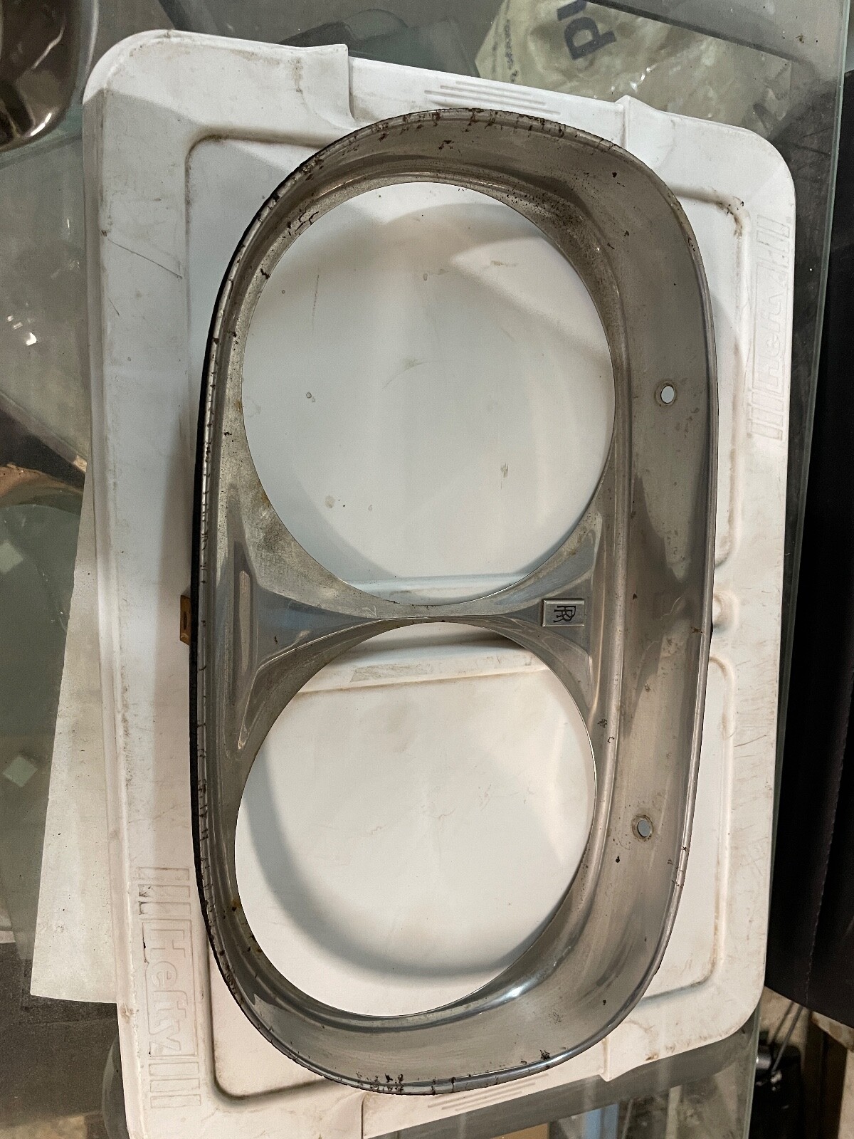 ROLLS ROYCE BENTLEY T  SILVER SHADOW  LEFT SIDE HEAD LIGHT TRIM BEZEL   66 TO 80
