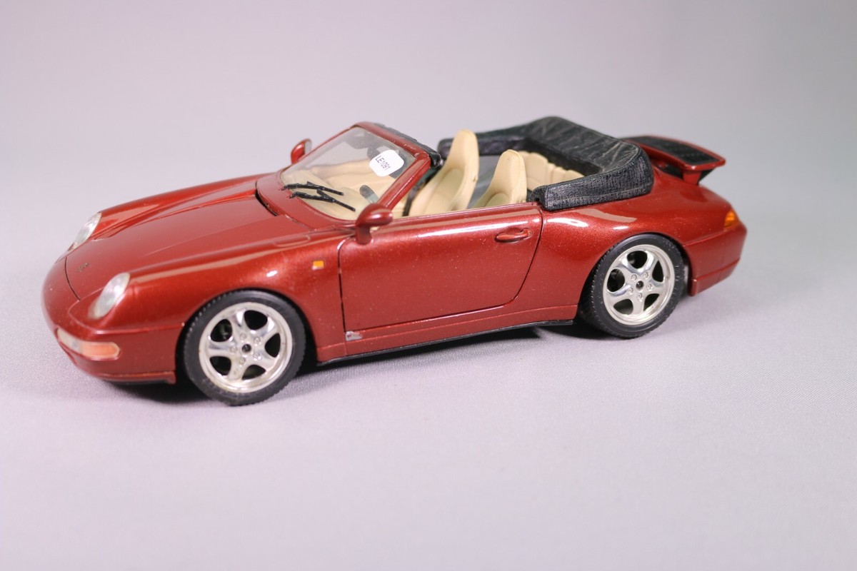 Burago 3050 1/18 Porsche 911 Carrera 1993 Super Cup #22 Rouge - Occasion Sans Boîte