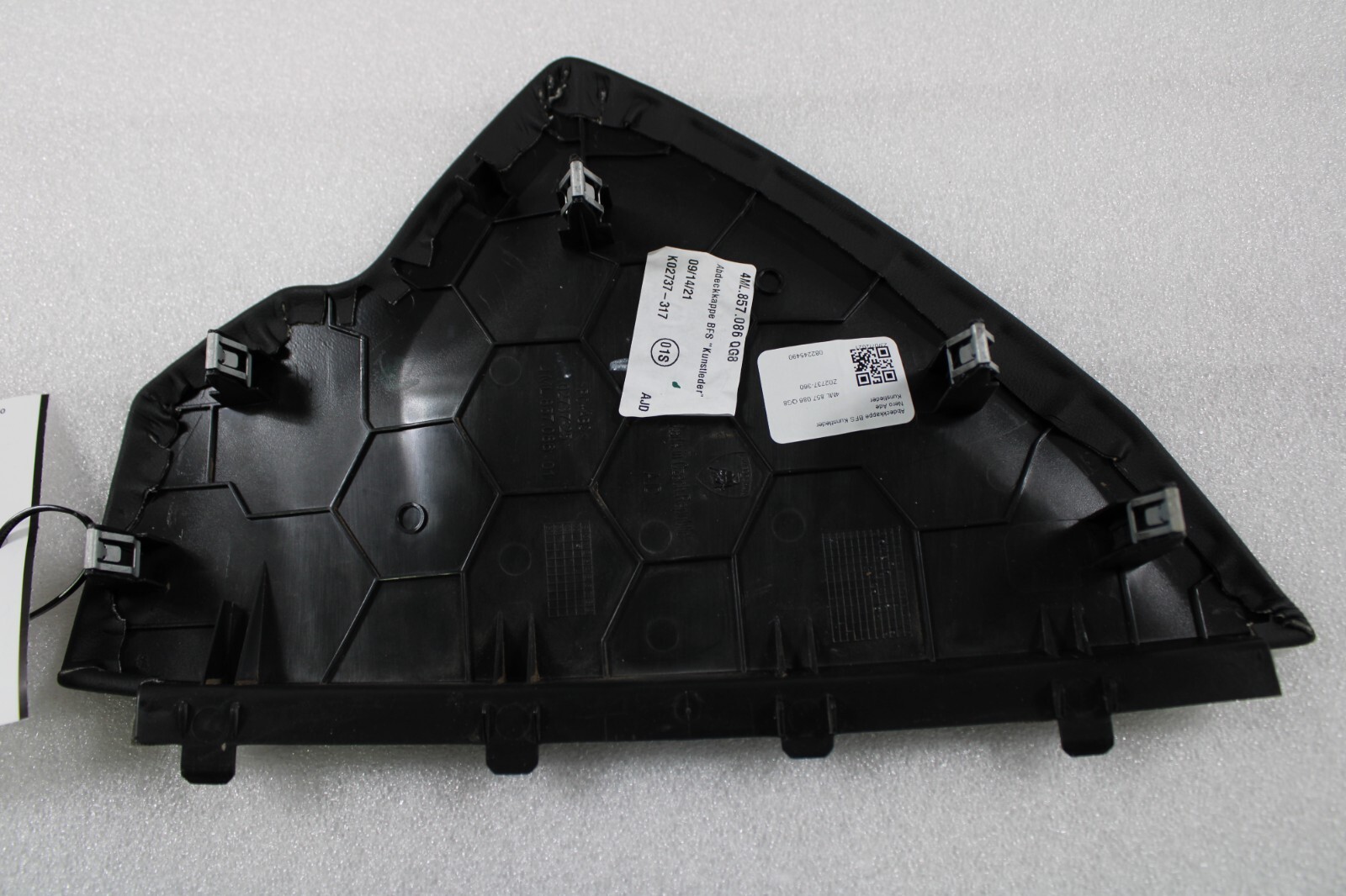 Lamborghini Urus, RH, Right, Dash End, Used, P/N 4ML857086