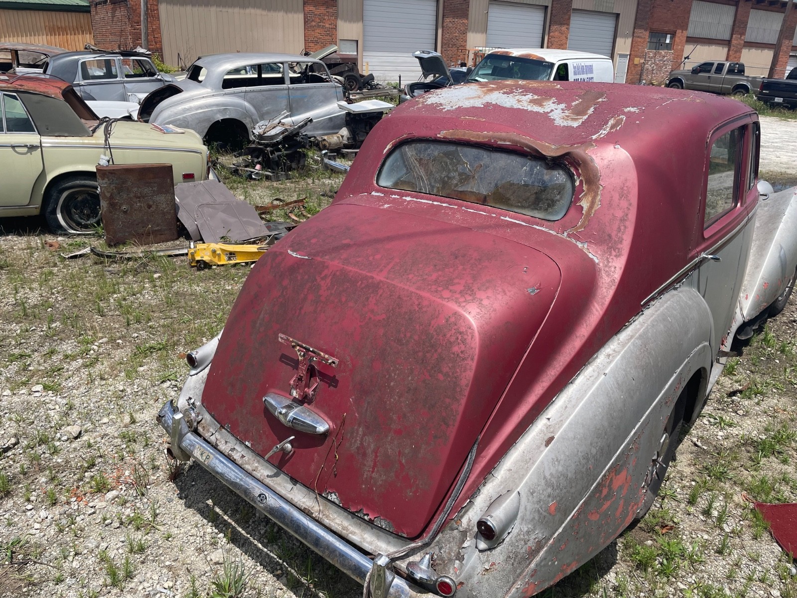 ROLLS ROYCE SILVER DAWN BENTLEY SWITCH. LARGEST 1946 TO 1965 INVENTORY ON EARTH