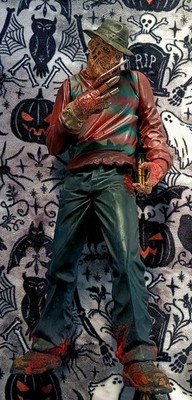McFarlane Toys Movie Maniacs 18  Freddy Krueger - See Description 