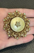 VTG Signed Cathé Victorian Revival Rhinestone Guilloche Enamel Faux Pearl Brooch
