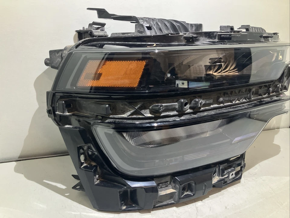 2025 2026 Ram 2500 3500 pasajero derecho reflector lateral derecho faros LED OEM 2494 Foto 2 de 4