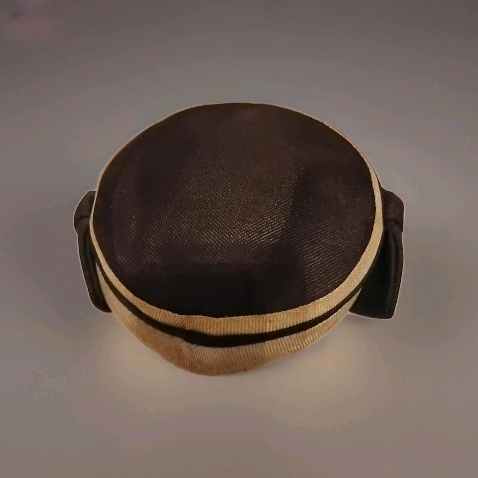 Hermoso sombrero vintage azul marino y color crema años 40 Foto 4 de 4