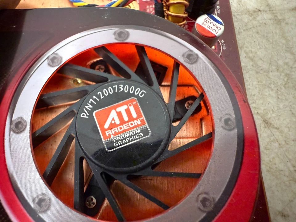 OEM Dell (M639J) ATI Radeon HD 4670 512MB DDR3 Dual DVI PCI-e x16 Video Card - Image 3 of 4